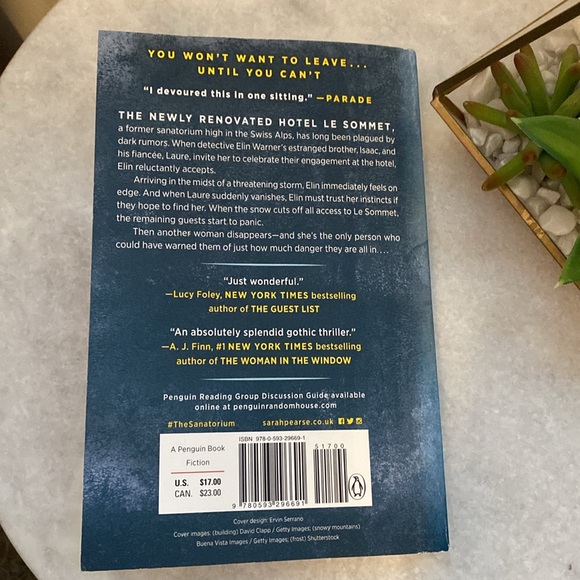 ❄️The Sanatorium - Paperback - Picture 5 of 6